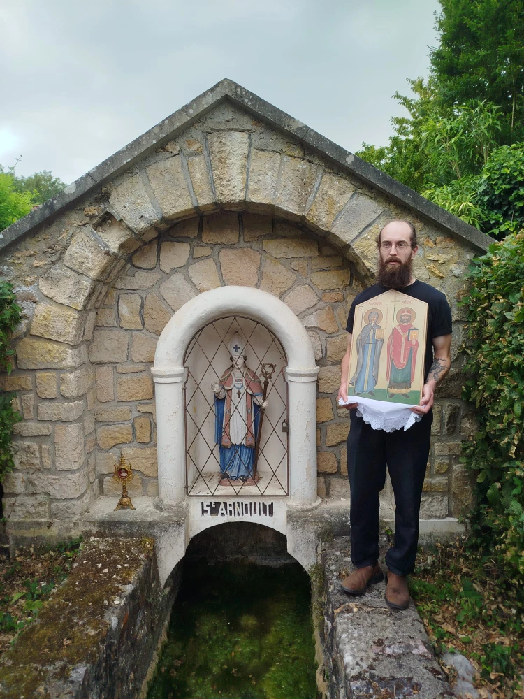 fontaine de saint Arnoul et icône de saint Arnoul et sa femme sainte Scariberge